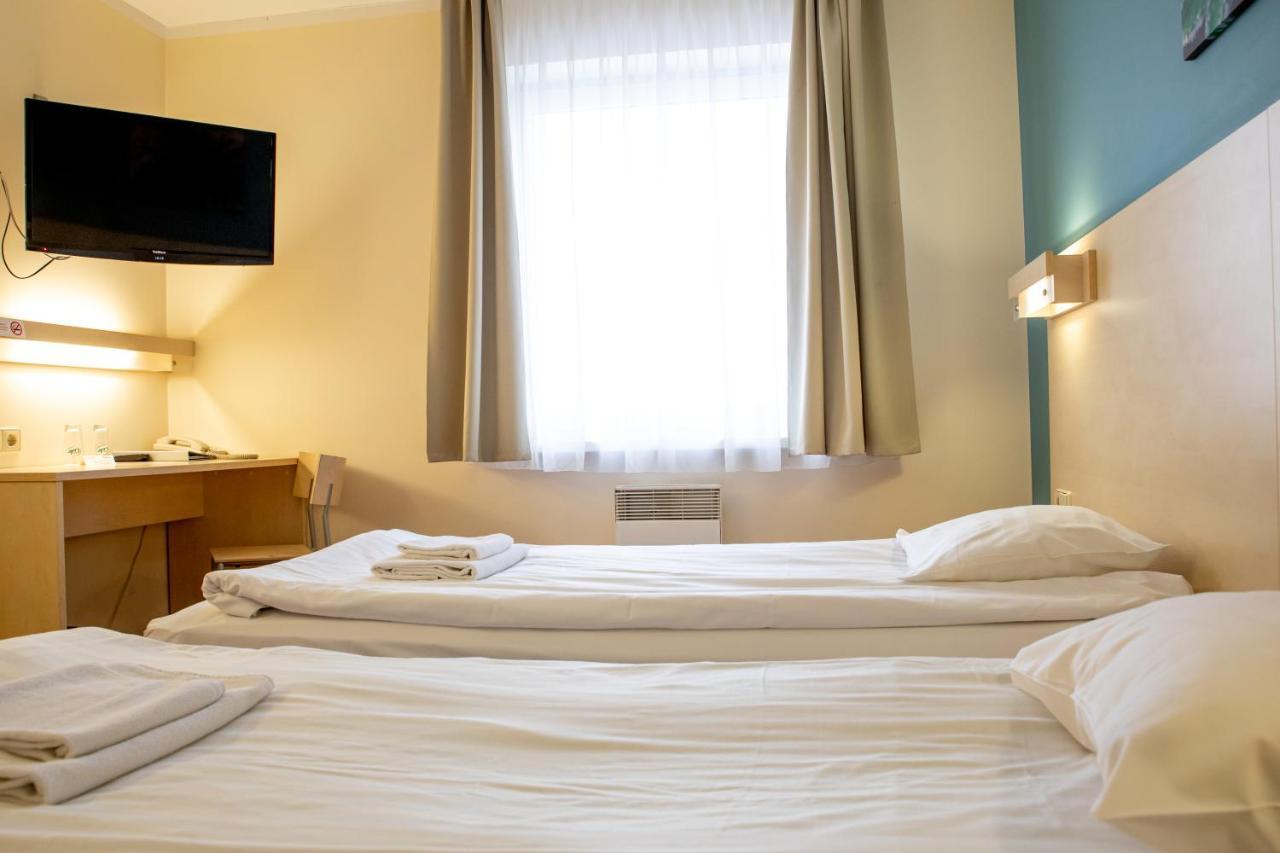 Rija Bauska Hotel Extérieur photo