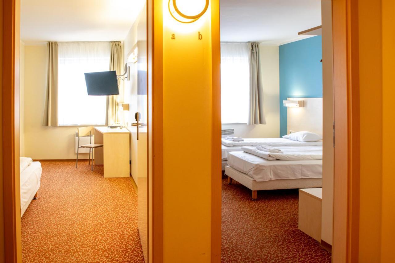 Rija Bauska Hotel Extérieur photo