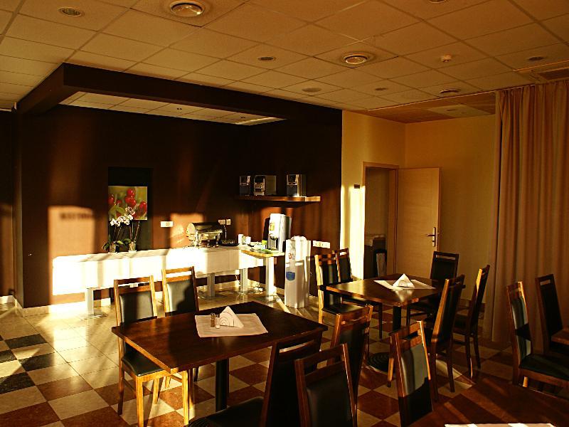 Rija Bauska Hotel Extérieur photo