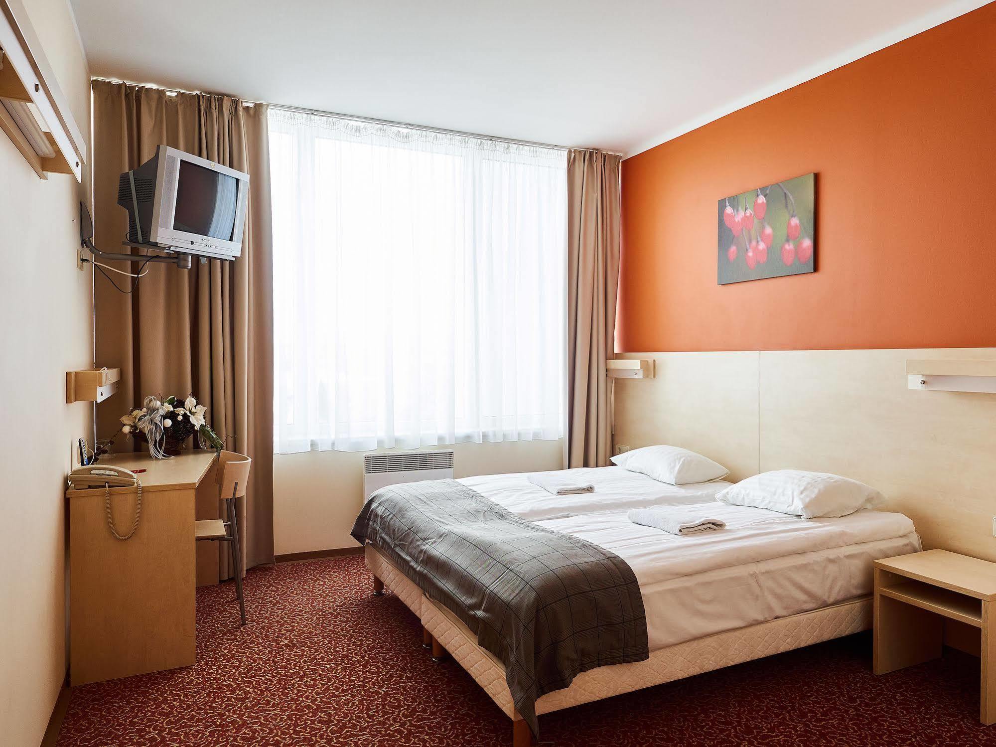 Rija Bauska Hotel Extérieur photo